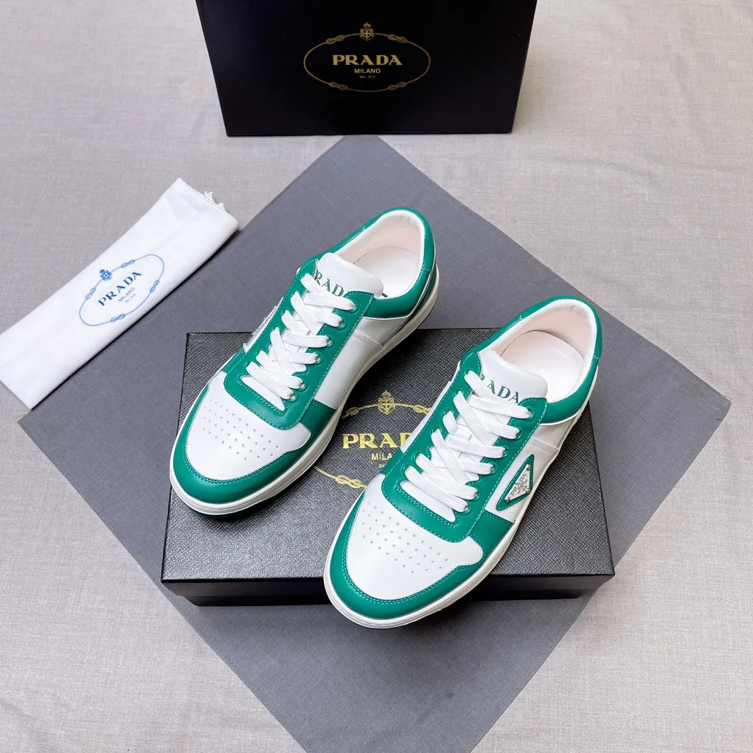 P380 Prada Prada's new men's leather sneakers, the highest version on the market, any comparison is welcome🆚! The original leather has excellent texture and is super high-end! Fetal sheep net lining imported from Italy, removable pad! Luxurious materials and fine workmanship, highly recommended! Code number 38-45 No. 058